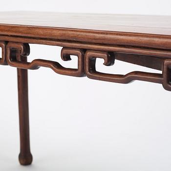 A Chinese hardwood altar table, late Qingdynasty.