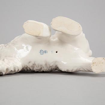 Five German porcelain polar bears.