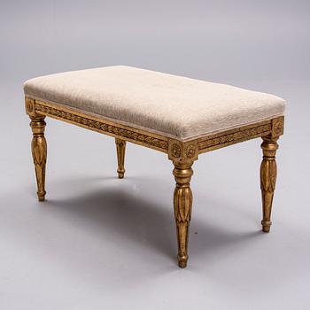 TABURETTI, kustavilaistyylinen, vuosisadan vaihde 1800/1900.