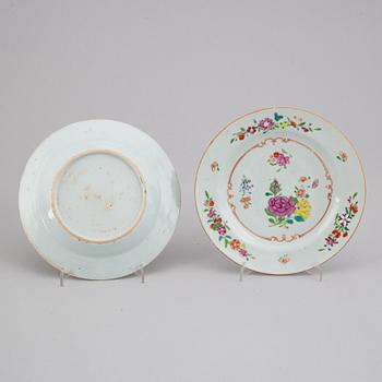 Assietter, 12 stycken, kompaniporslin. Qingdynastin, Qianlong (1736-95).