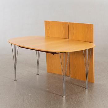 Piet Hein & Bruno Mathsson table, "Superellips", Bruno Mathsson International, second half of the 20th century.