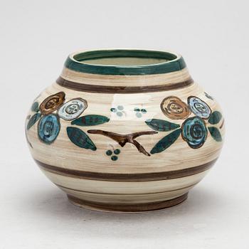 Elin Juselius, A ceramic vase signed EJ.