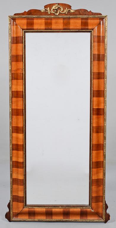 SPEGEL, 1900-talets första del.