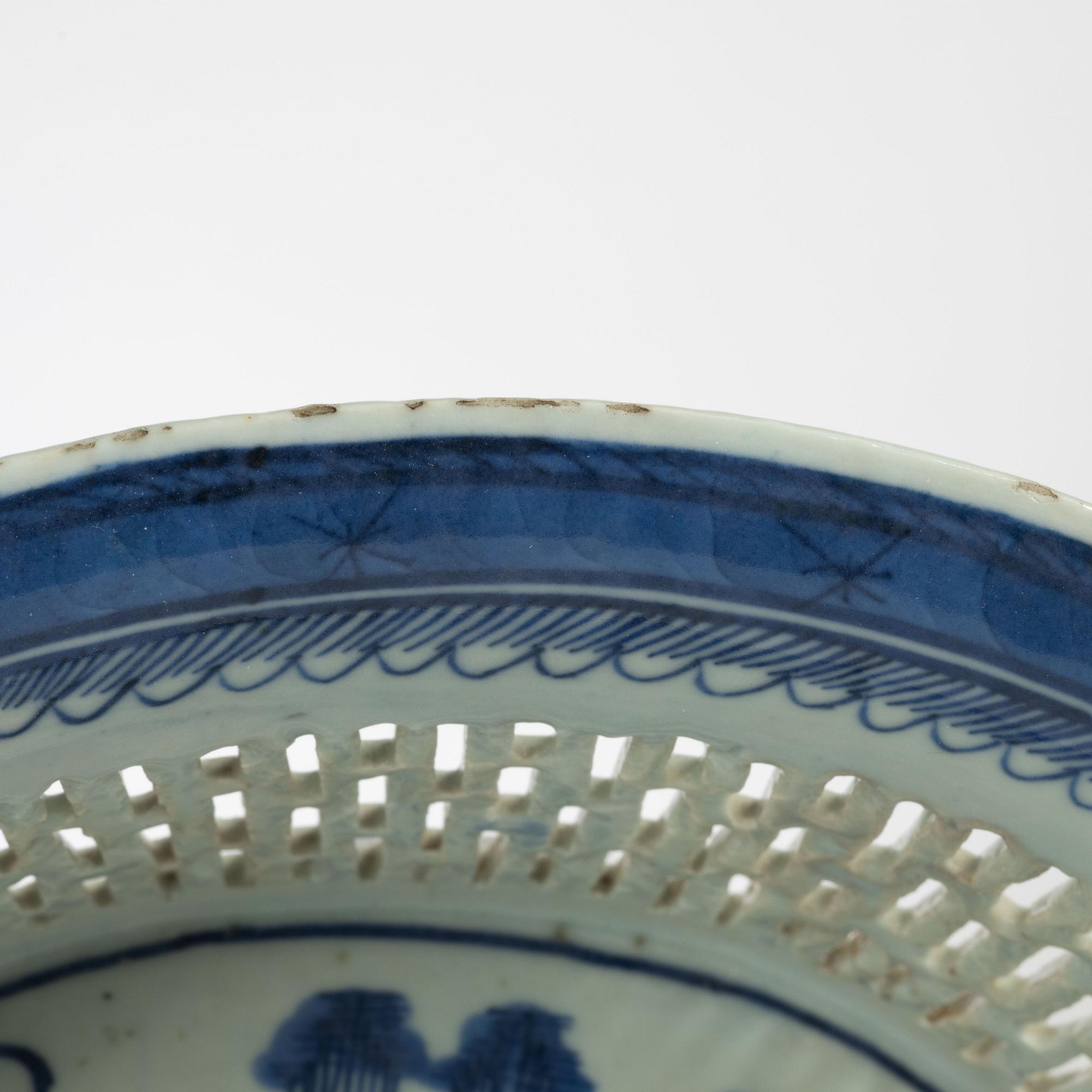 Gallerskål, porslin, Kina, Qingdynastin, 1800-tal.