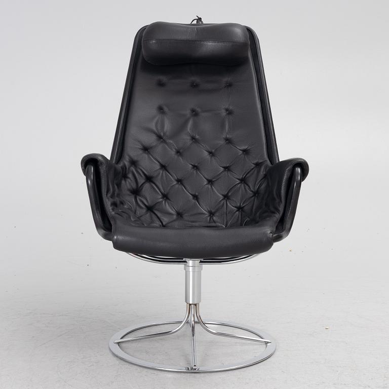 Bruno Mathsson, a 'Jetson' easy chair.