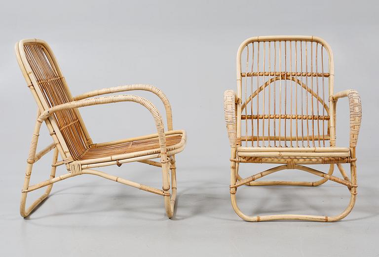 SOFFA samt FÅTÖLJER, ett par, 1900-talets fjärde kvartal.