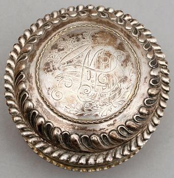 OBLATASK, silver, sannolikt Nederländerna, 1800-tal. Vikt ca 192 g.