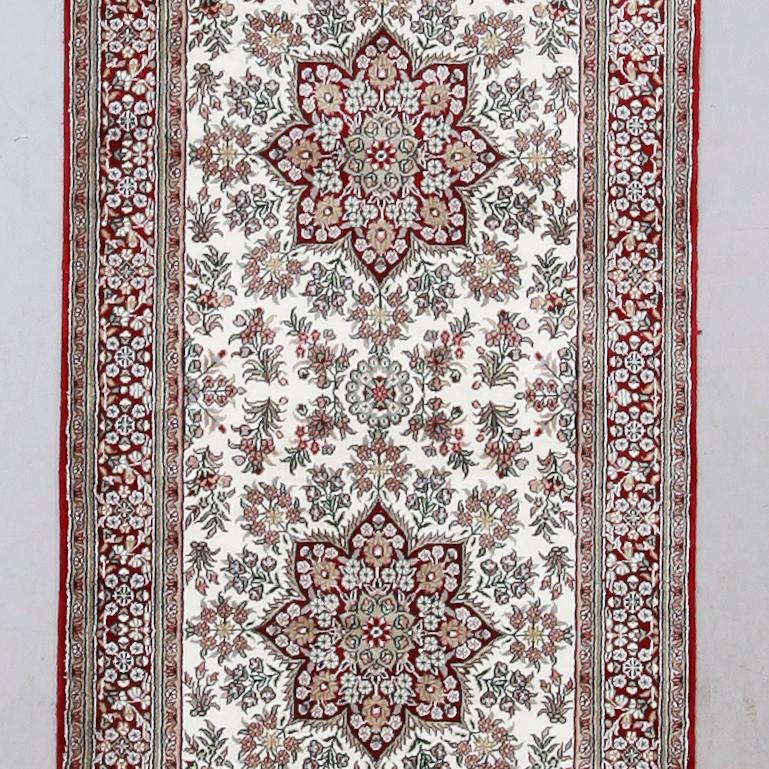 MATTA, orientalisk, ca 312 x 78 cm.