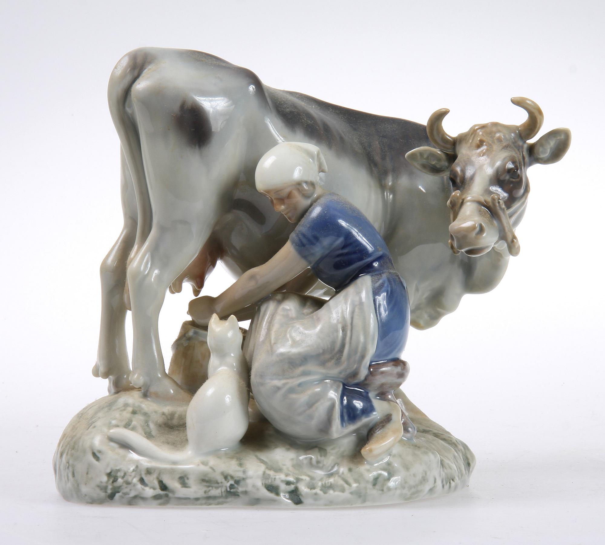 FIGURIN, porslin, Axel Locher, Bing & Gröndahl.