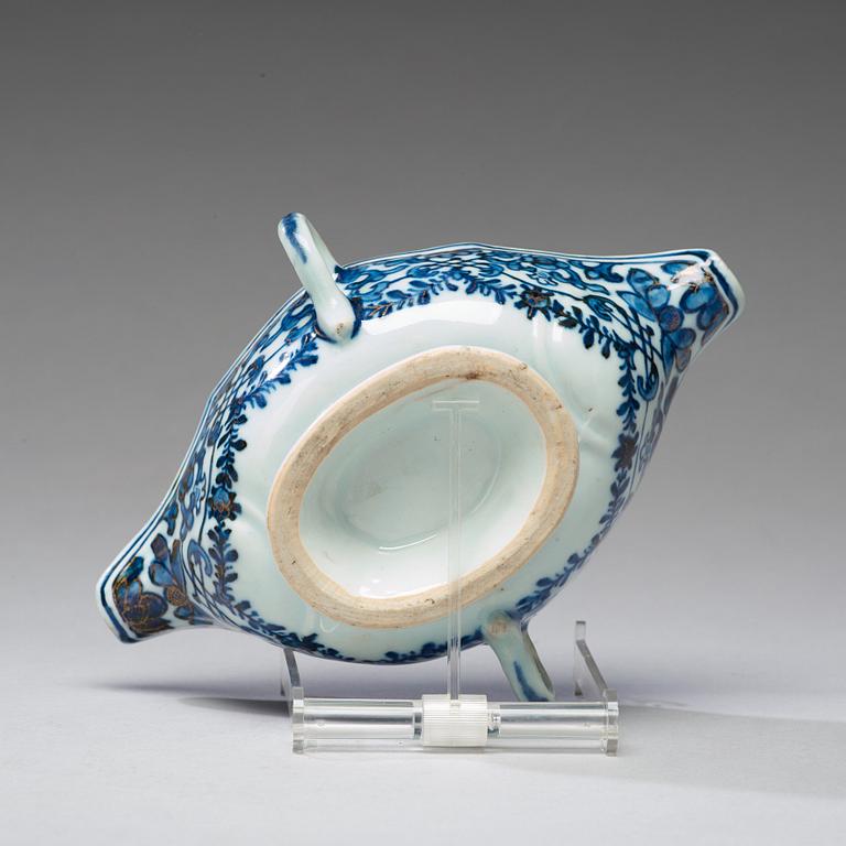 A blue and white sauce boat, Qing dynasty, 18th Century.