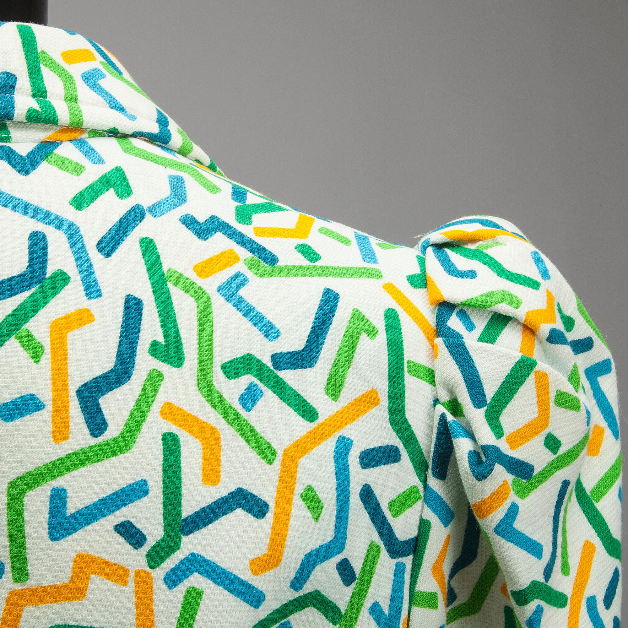 KAVAJ, Yves Saint Laurent.