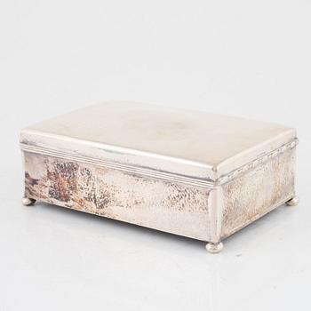 A Swedish silver box, mark of Edlunds Silvevarufabrik, Stockholm 1922.