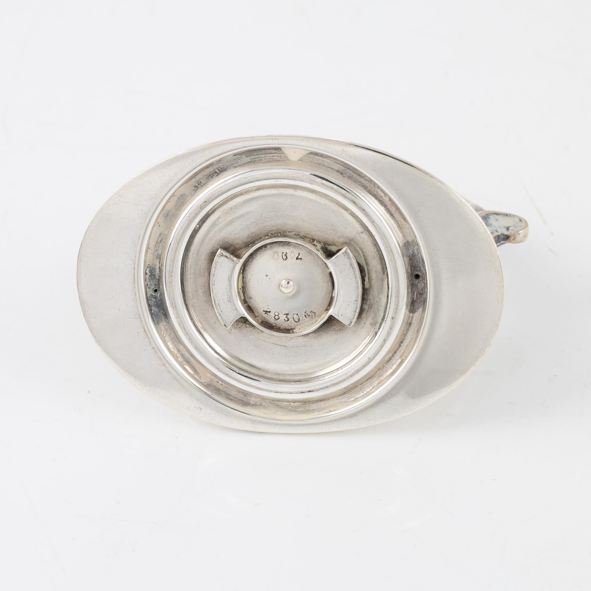 K Anderson, karott med lock, silver, Stockholm 1924.