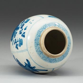 TEKRUKA, porslin. Qing dynastin, Kangxi (1662-1722), med Chenghuas märke.