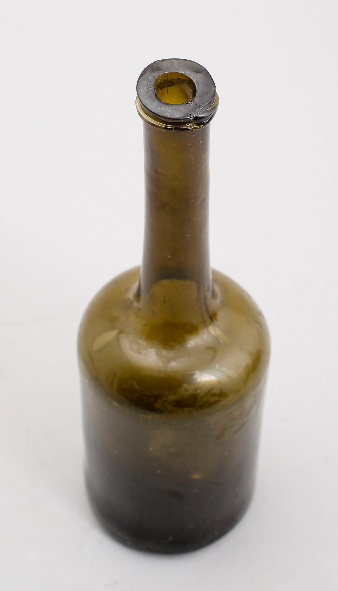 FLASKA, glas, sannolikt Flandern, 1700-tal.