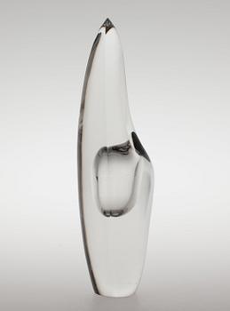 Timo Sarpaneva, A GLASS SCULPTURE.