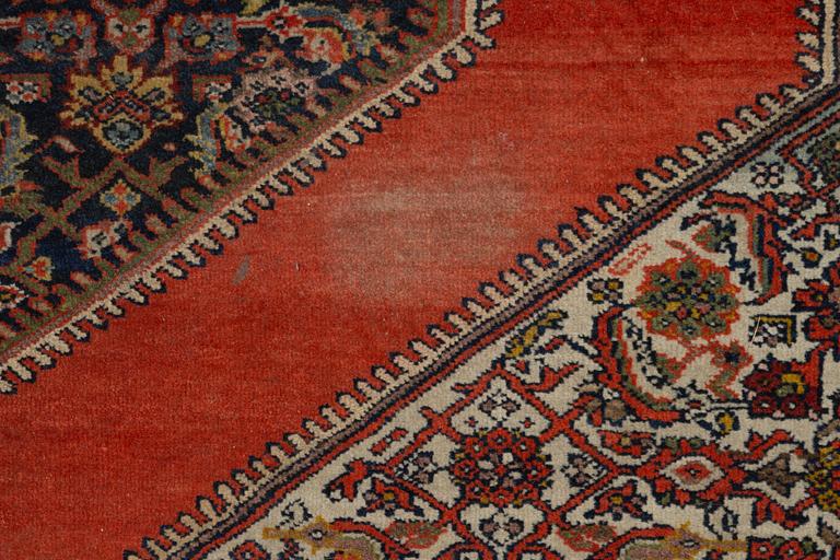 Carpet, oriental, approx. 195 x 130 cm.