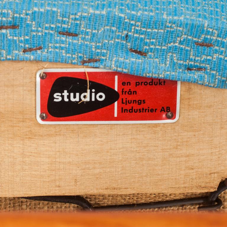 FÅTÖLJER, ett par, TEVE, Alf Svensson, Ljungs Industrier. Modellen formgiven 1953.