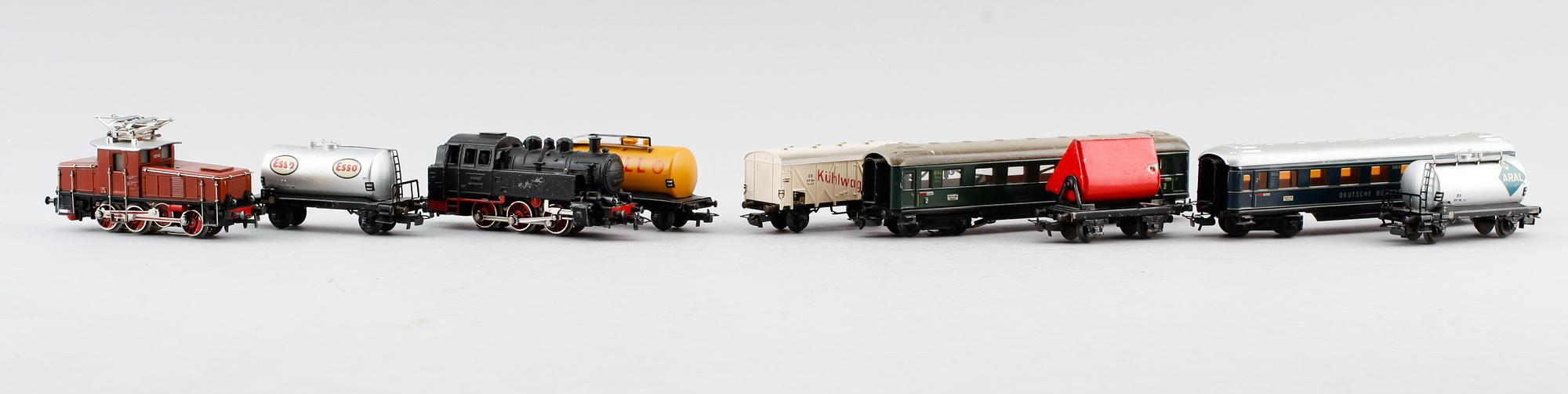 MODELLTÅGSDELAR, 9 st, Märklin, Tyskland.