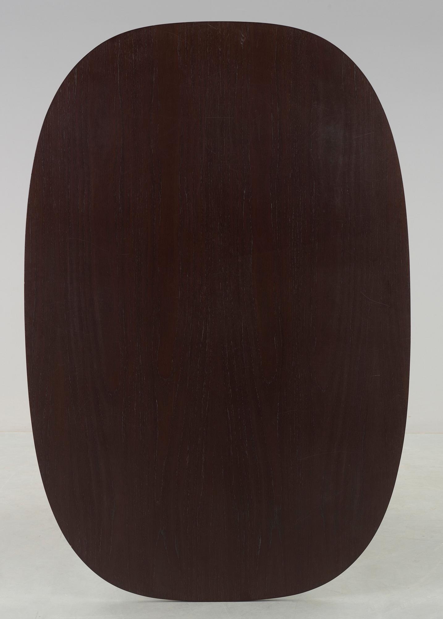 SOFFBORD, "Superellips" Design Bruno Mathsson och Piet Hein för Fritz Hansen. 1900-talets andra hälft.