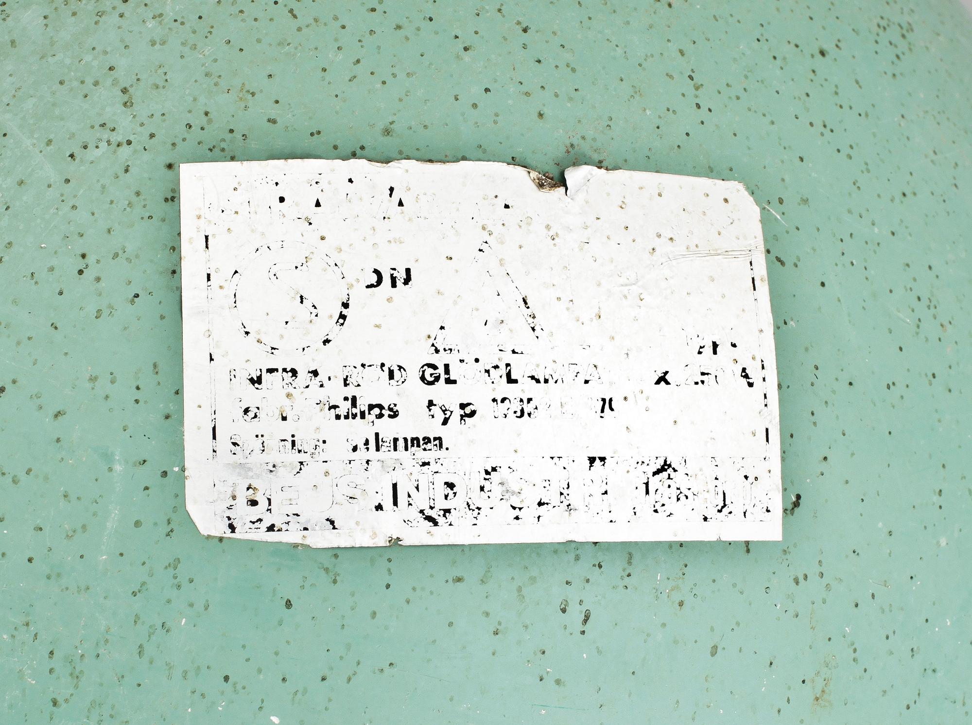 INDUSTRILAMPOR, ett par, 1900-talets andra hälft. H ca 37.