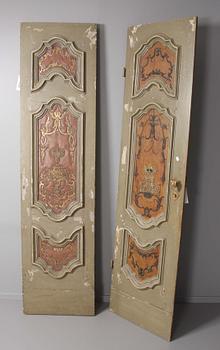 DÖRRAR, 2 snarlika. Europa, 1700/1800-tal.