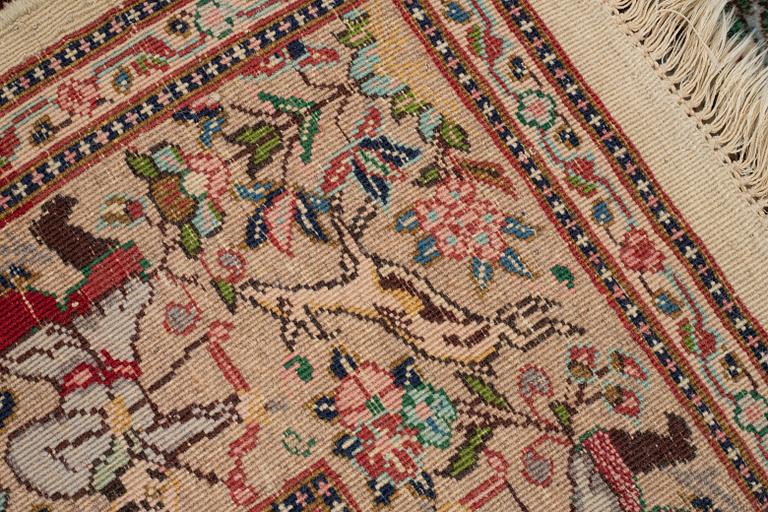 Carpet, Tabriz, old, figural, so called Tabatabai, ca 221 x 146 cm.