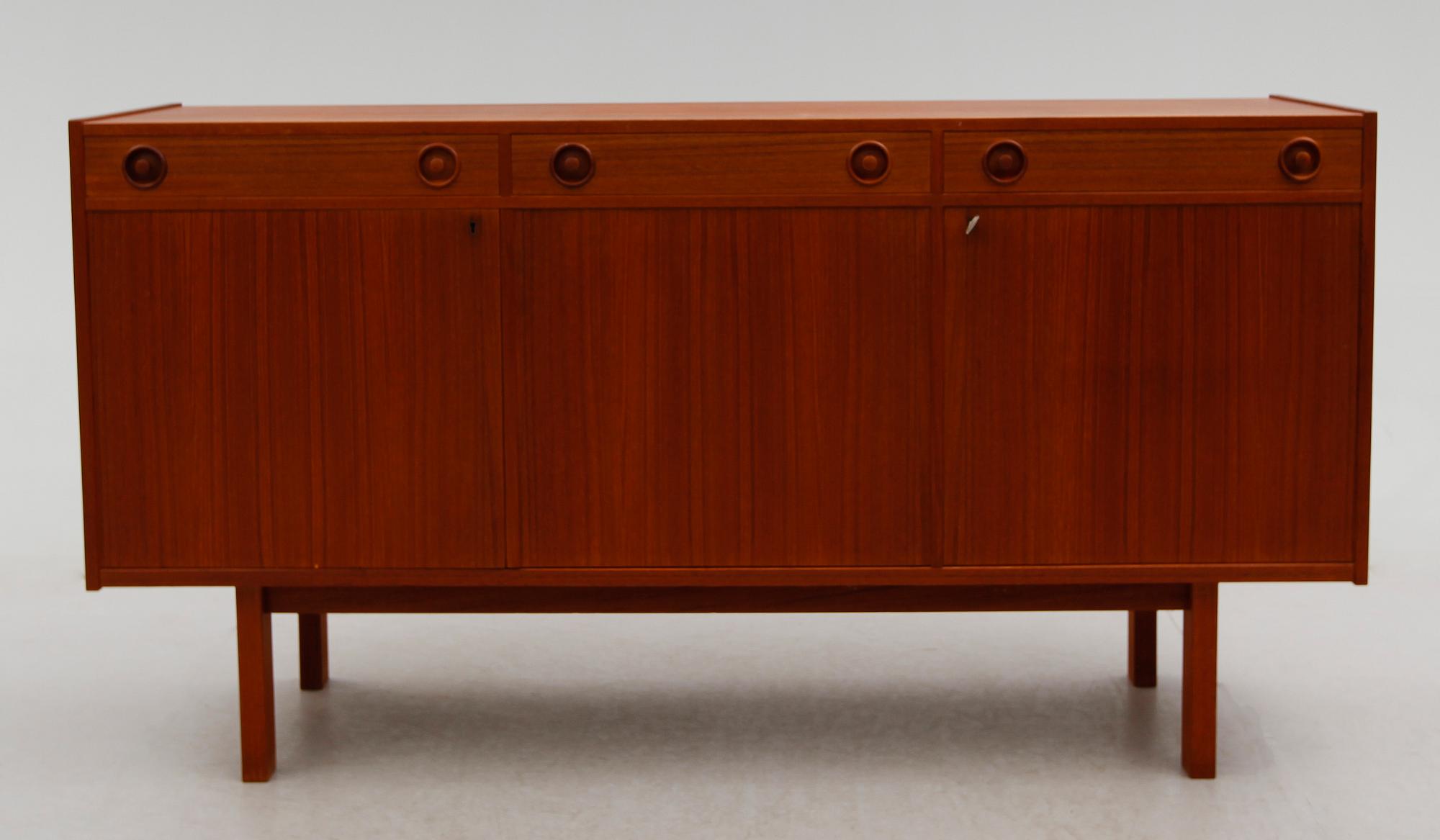 SIDEBOARD, 1900-talets andra hälft.