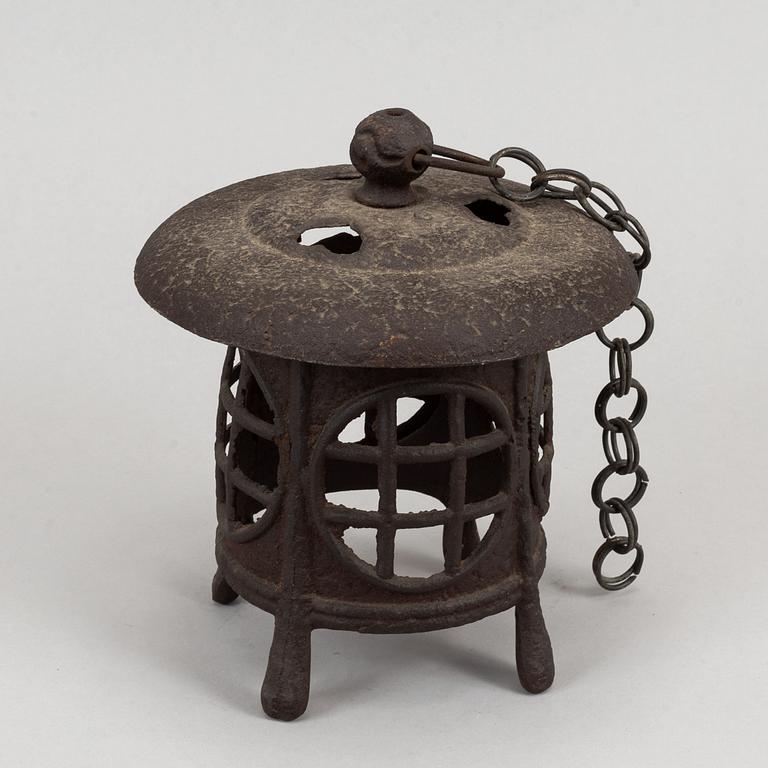 A Japanese lantern, early 20th Century.
