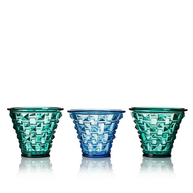 Simon Gate, a set of three pressed glass vases, Orrefors 1930.