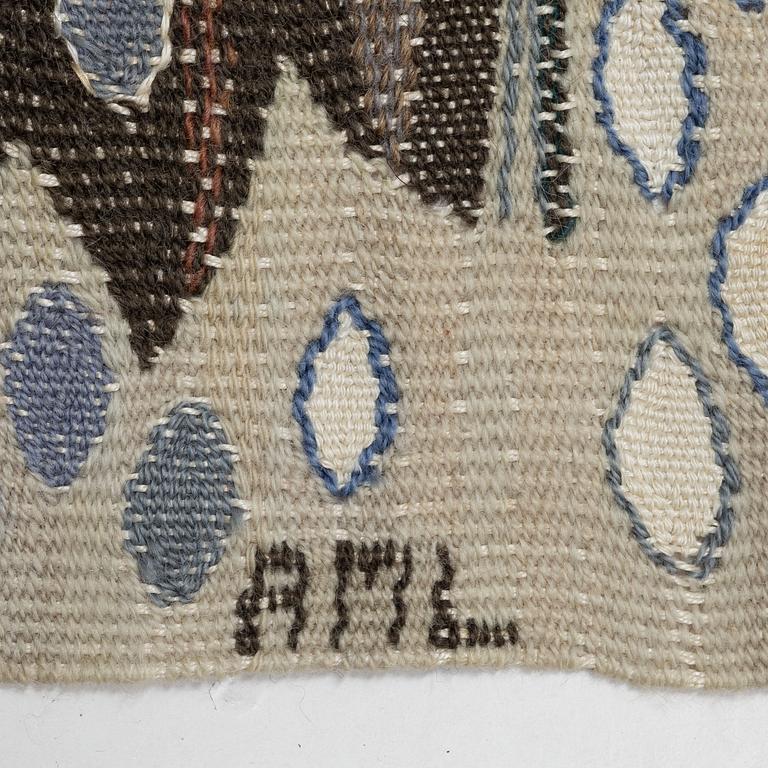 Ann-Mari Lindbom, gift Forsberg, Textile “Blå crocus”, tapestry variant, signed, approx. 60 x 90 cm.