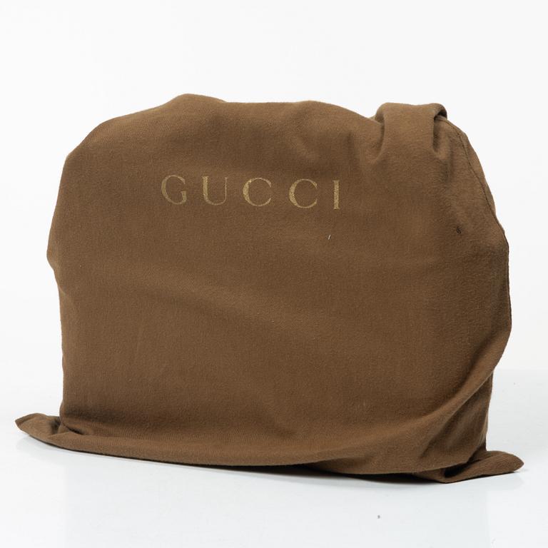 Gucci, bag, "Messenger bag" and toiletry bag.