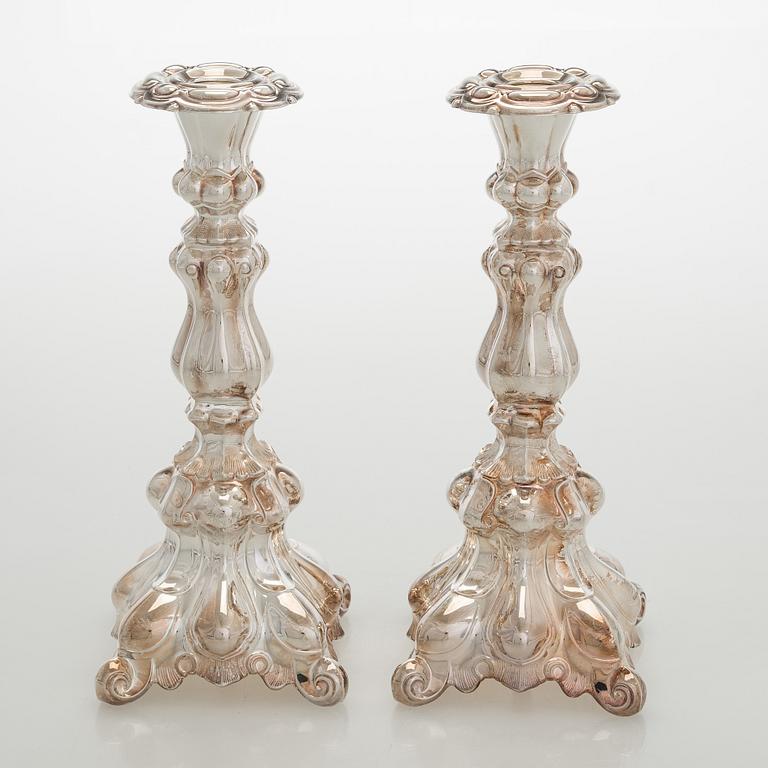A pair of silver baroque style candelabra, Kultakeskus, Hämeenlinna 2007-2008.