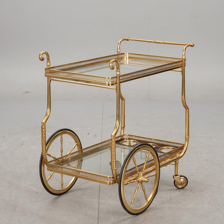 SERVERINGSVAGN, 1900-talets andra hälft.