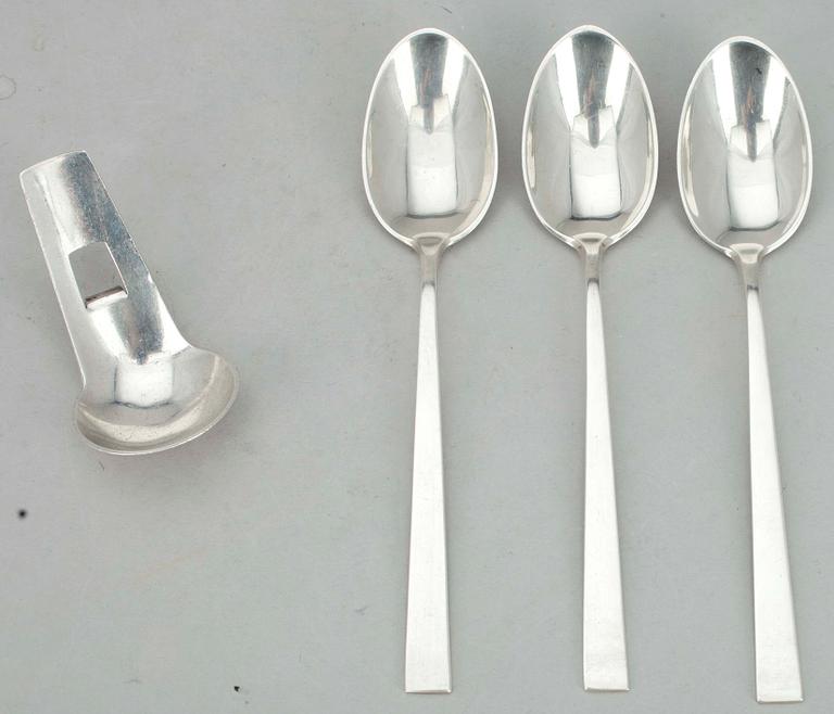 SKEDAR 3 st, silver, "Birgitta" matskedar, Bertel Gardberg. SOCKERSTRÖARE, sign BRG, Helsingfors. Tot vikt ca 147 gr.