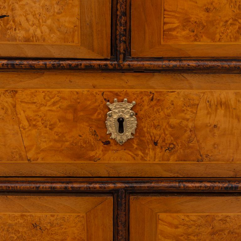 SKÅP, senbarock, Sverige, Fredrik I:s tid, 1700-talets första hälft.