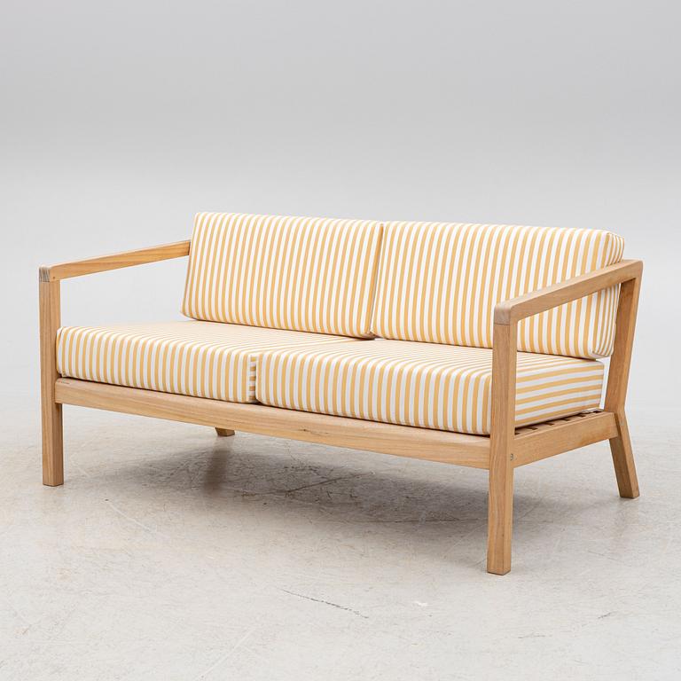 Says Who design, soffa, "Virkelyst", Skagerak, Danmark, samtida.