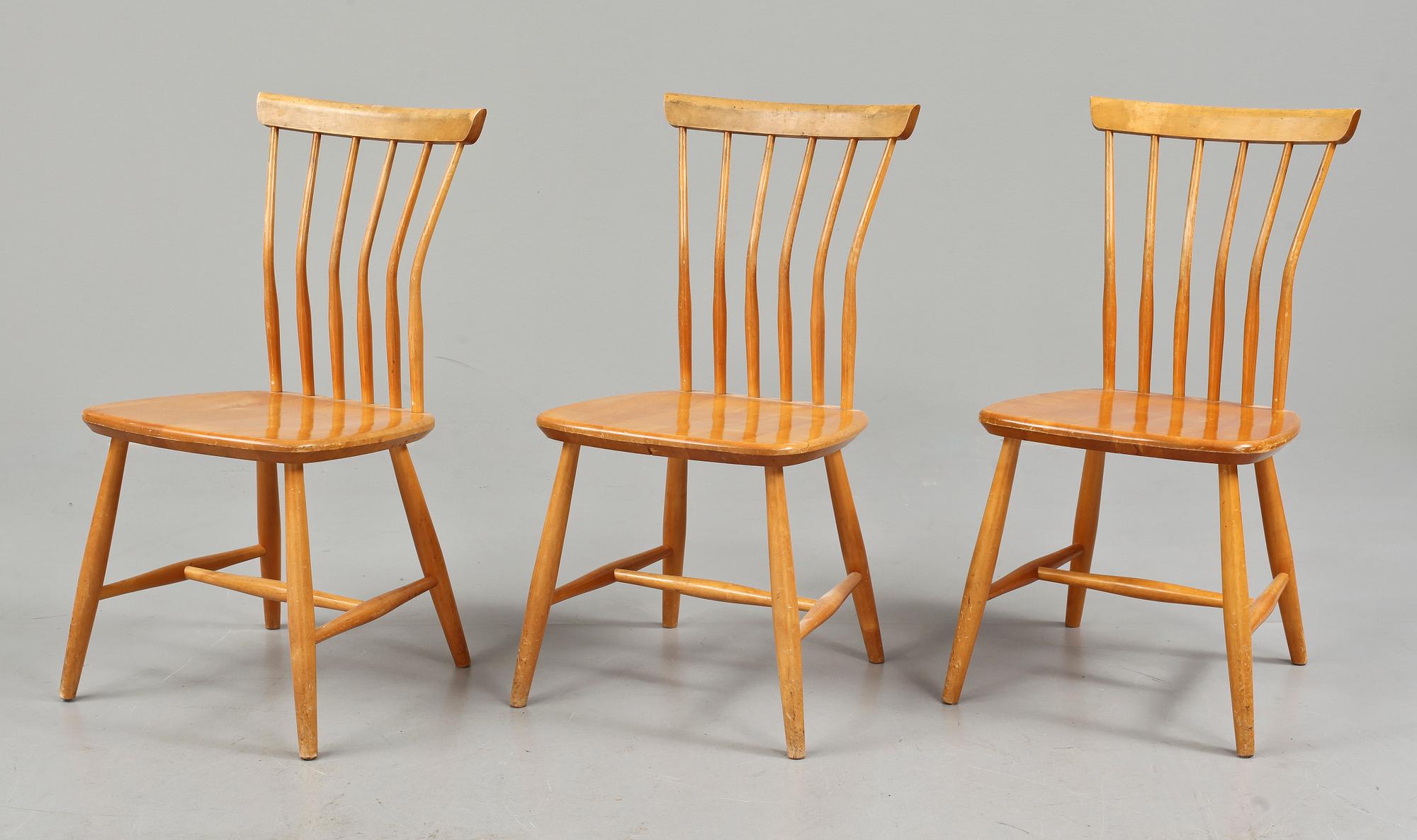 STOLAR, 3 st, "Åkerblomstolen", formgiven av Gunnar Eklöf m fl, 1948.
