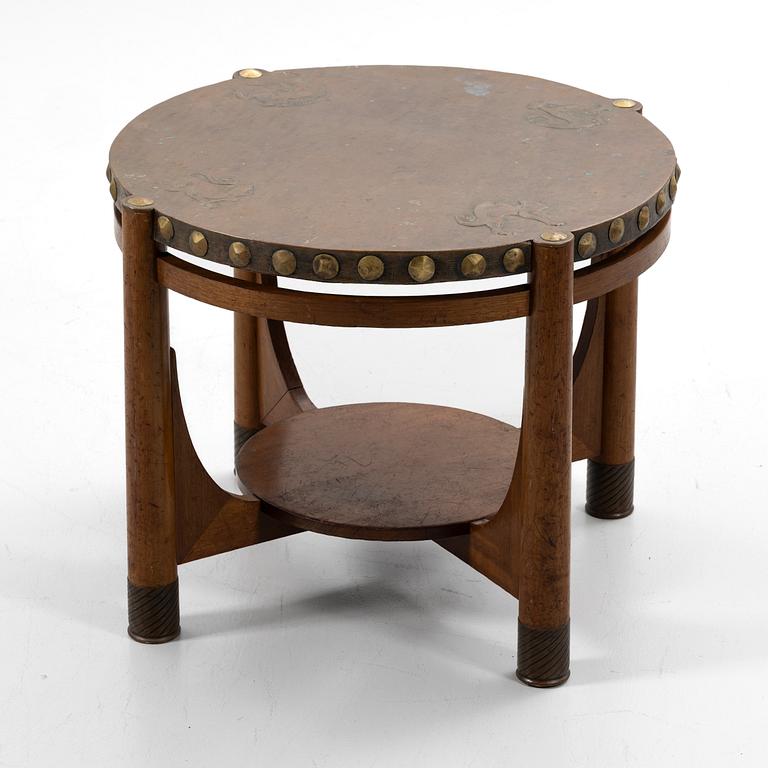 Table, possibly Carl Westman for AB C.E Jonsson, Stockholm, early 20th century.