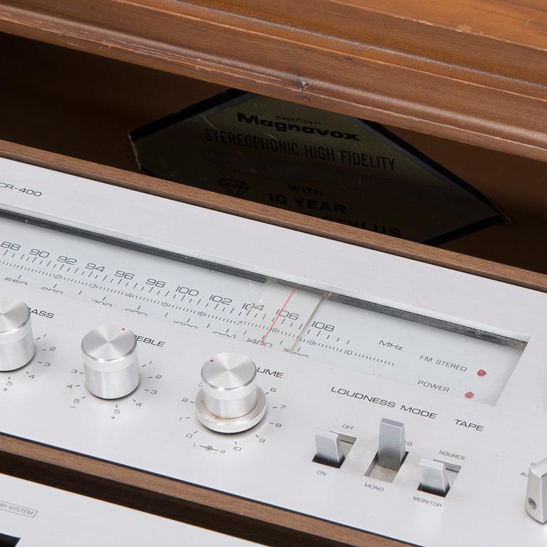 STEREOKAAPPI, Magnavox, 1900-luvun puoliväli.