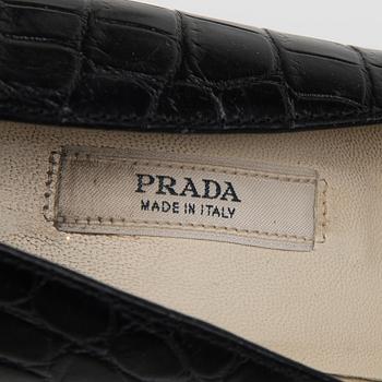SKOR, Prada, storlek 37,5.