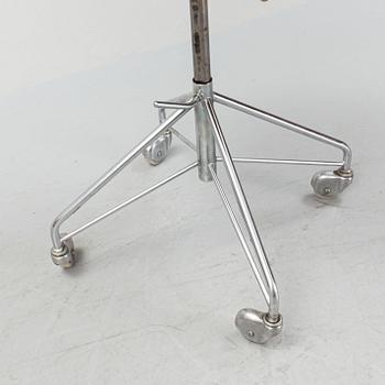 Arne Jacobsen, skrivbordsstol "Sjuan" för Fritz Hansen, Danmark.