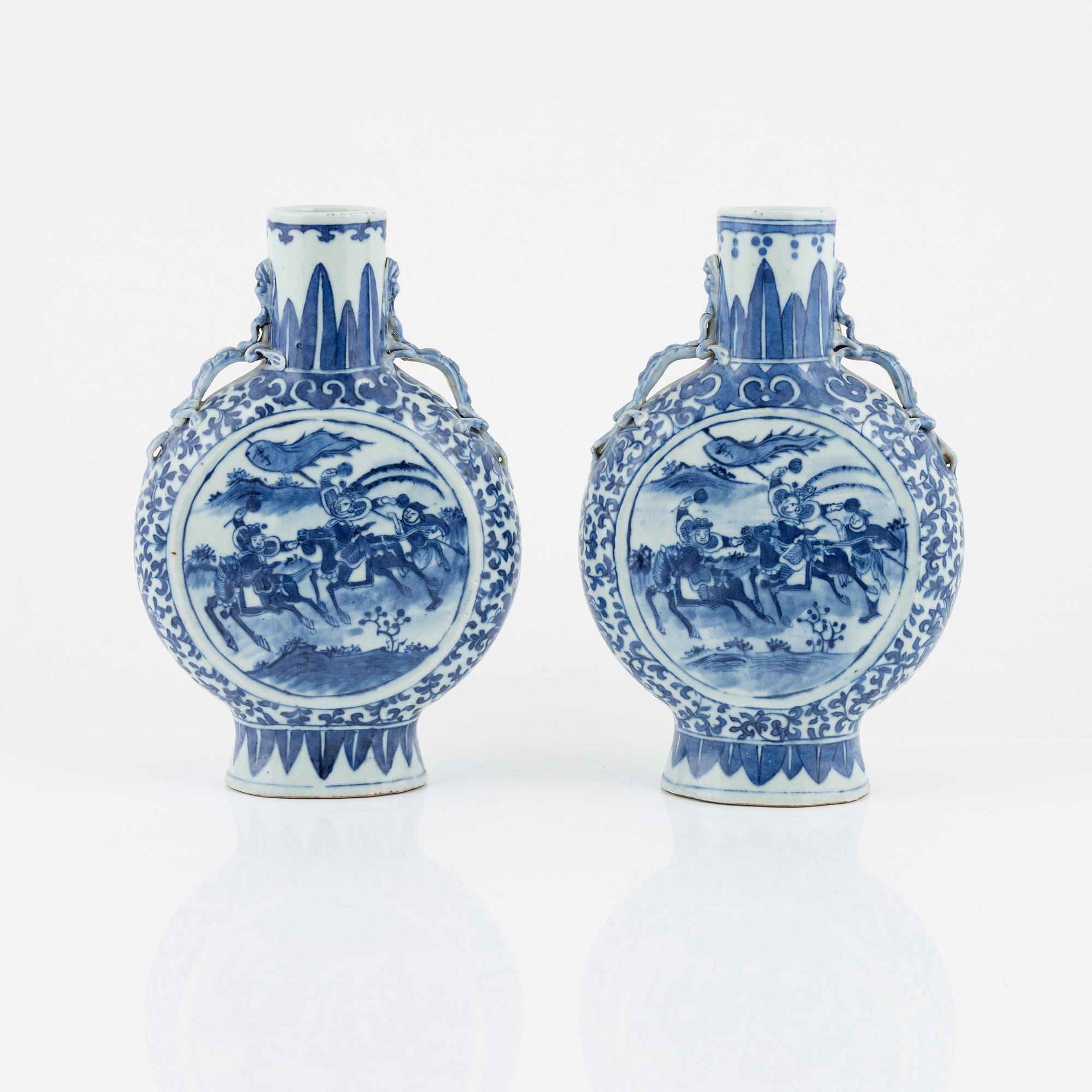 A matched pair of blue and white moon flasks, Qing dynasty, late 19th century.