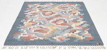 Erik Lundberg, Vävaregården, rug “Korall blå”, rölakan, 240 x 170 cm, signed V.