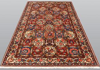 A carpet, Figural Bakhtiar, ca 265 x 150 cm.