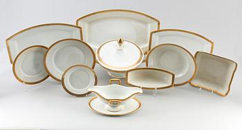 MATSERVIS, 51 delar, porslin, "Josephine" Rosenthal, 1900-talets mitt.