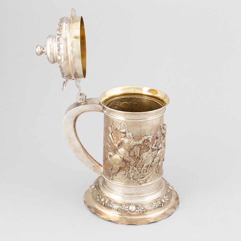 K. Andersson, dryckeskanna, silver, 1800-tal. Barock-stil.