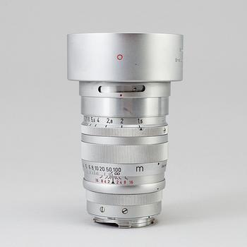 A chrome Leica Summarex f=8,5 cm 1:1,5 lens no 1008834 designed by av Max Berek, Ernst Leitz, Wetzlar . 1943-1960.