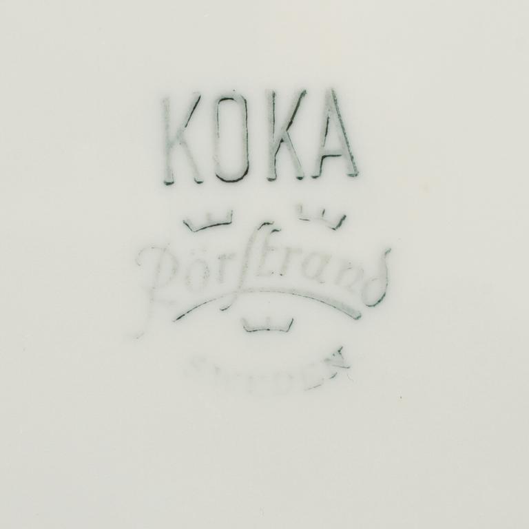 SERVISDELAR, 19 st, porslin, "Koka Blå", Hertha Bengtsson, Rörstrand, 1956 - 1988.