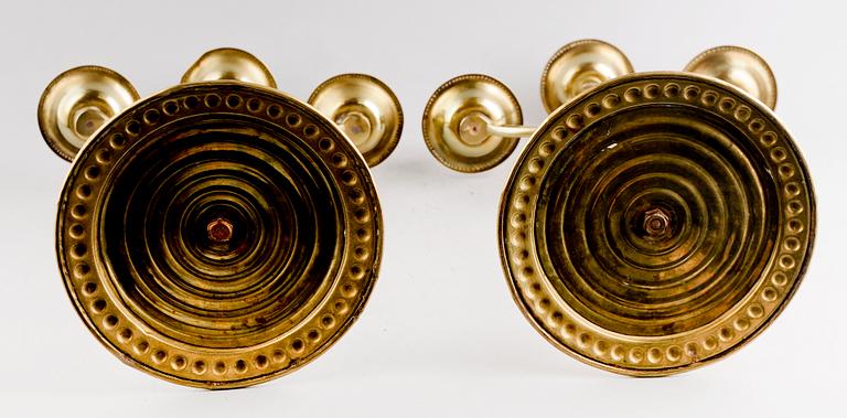 KANDELABRAR, 1 par, mässing, barockstil,  sekelskiftet 1900.